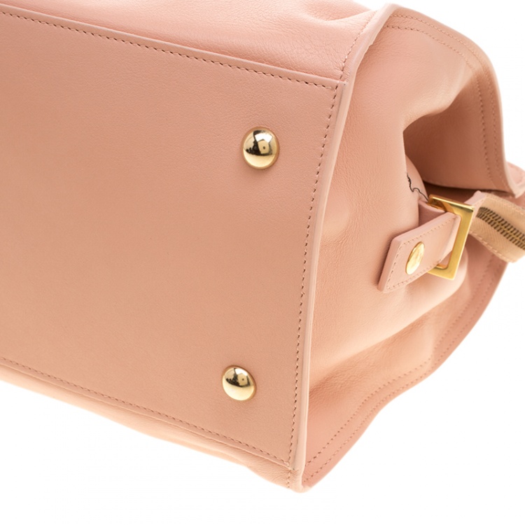 Pre Owned Saint Laurent Blush Pink Leather Medium Cabas Chyc Tote