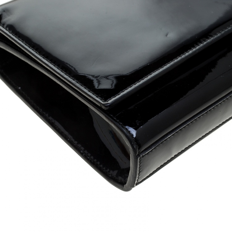 Pre Owned Saint Laurent Black Patent Leather Cassandre Clutch