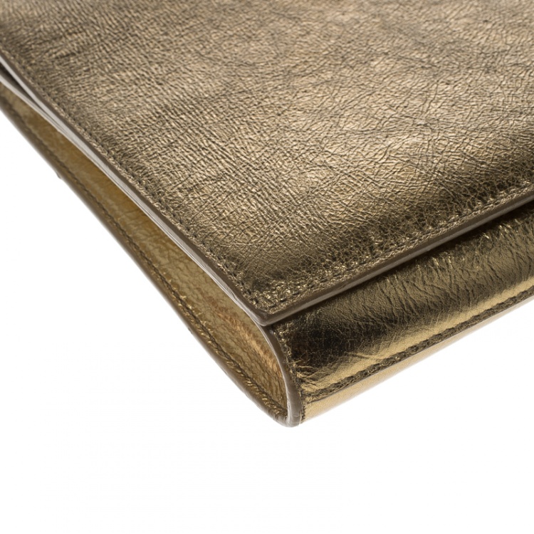 Pre Owned Saint Laurent Mettalic Gold Patent Leather Belle De Jour Flap Clutch