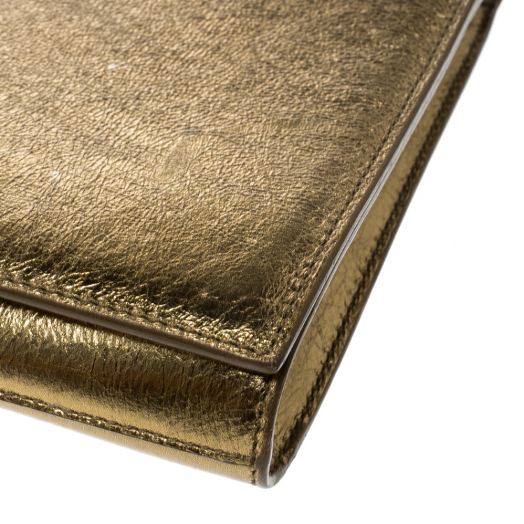 Pre Owned Saint Laurent Mettalic Gold Patent Leather Belle De Jour Flap Clutch