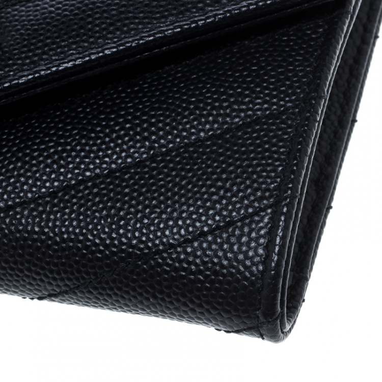 مملوكة مسبقًا Saint Laurent Navy Blue Matelasse Leather Small Envelope Monogram Wallet