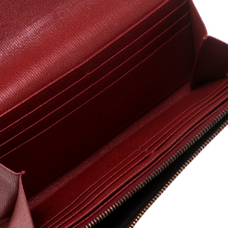 Pre Owned Saint Laurent Red Leather Y Line Continental Wallet