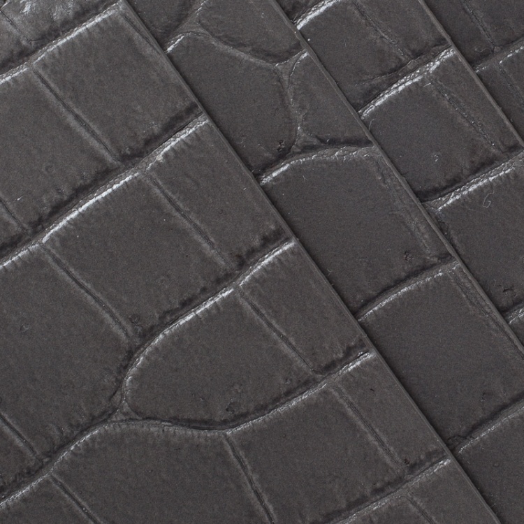 مملوكة مسبقًا Saint Laurent Grey Croc Embossed Card Holder 