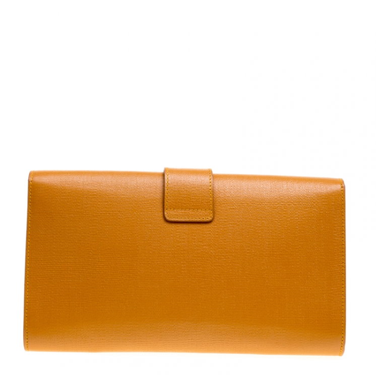 Pre Owned Saint Laurent Tan Leather Belle De Jour Flap Clutch