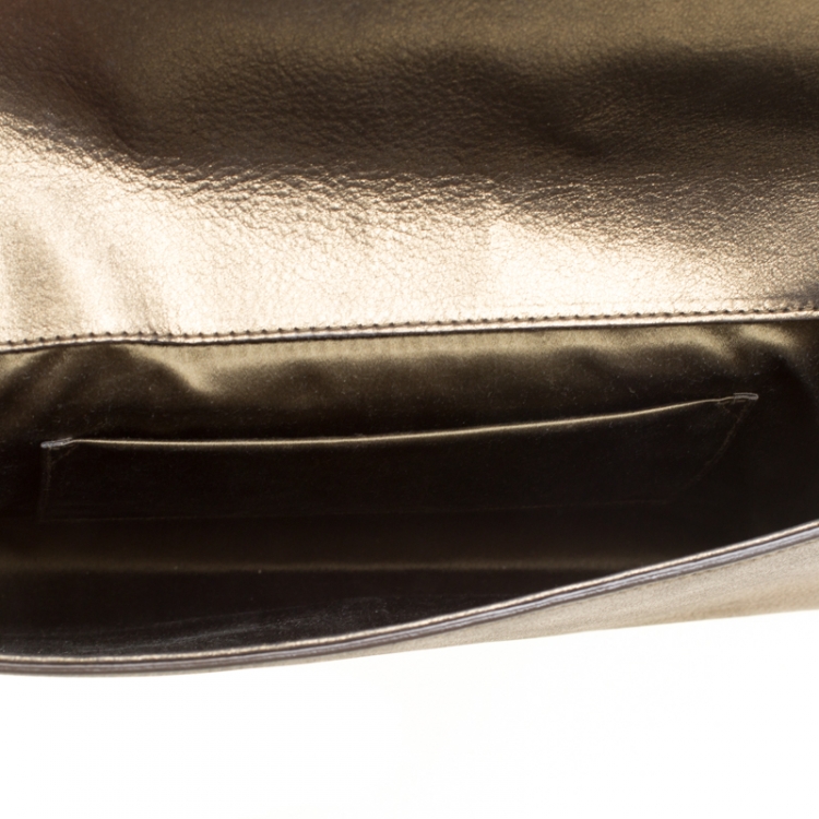 Pre Owned Saint Laurent Metallic Olive Green Leather Belle De Jour Flap Clutch