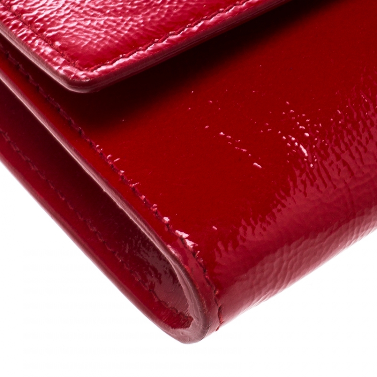 Pre Owned Saint Laurent Red Patent Leather Small Belle De Jour Flap Clutch