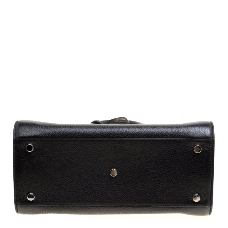 Pre Owned Saint Laurent Black Leather Small Classic Sac De Jour Top Handle Bag