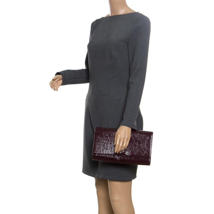 Pre Owned Saint Laurent Burgundy Patent Leather Belle De Jour Flap Clutch