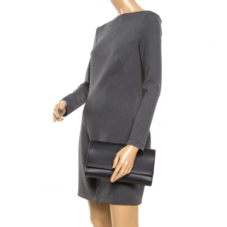 Pre Owned Saint Laurent Black Leather Chyc Clutch