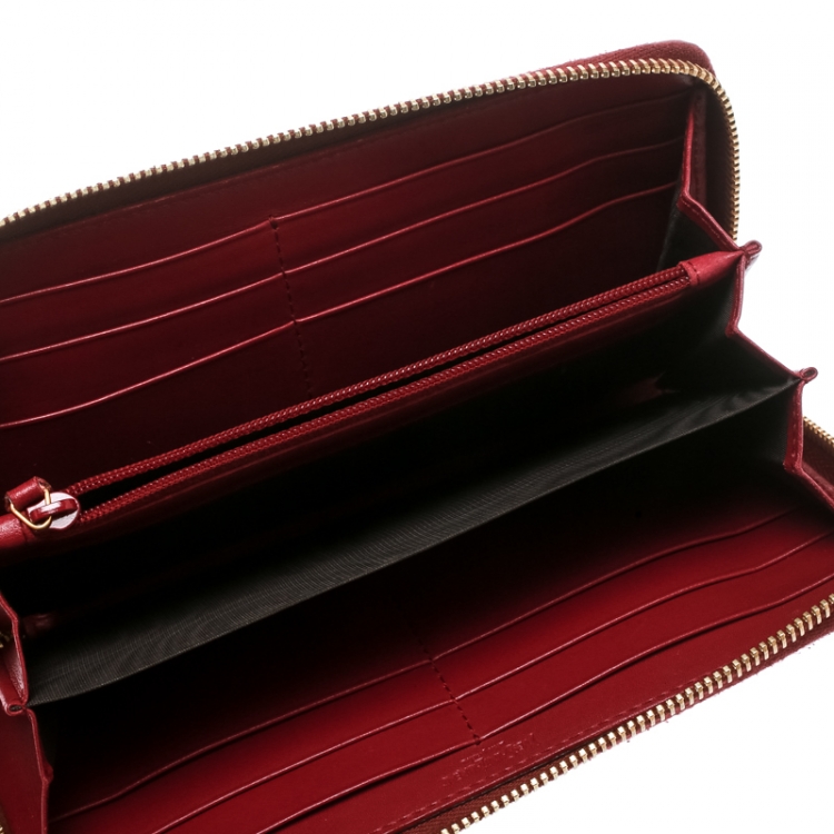 Pre Owned Saint Laurent Burgundy Patent Leather Bell De Jour Zip Around Wallet