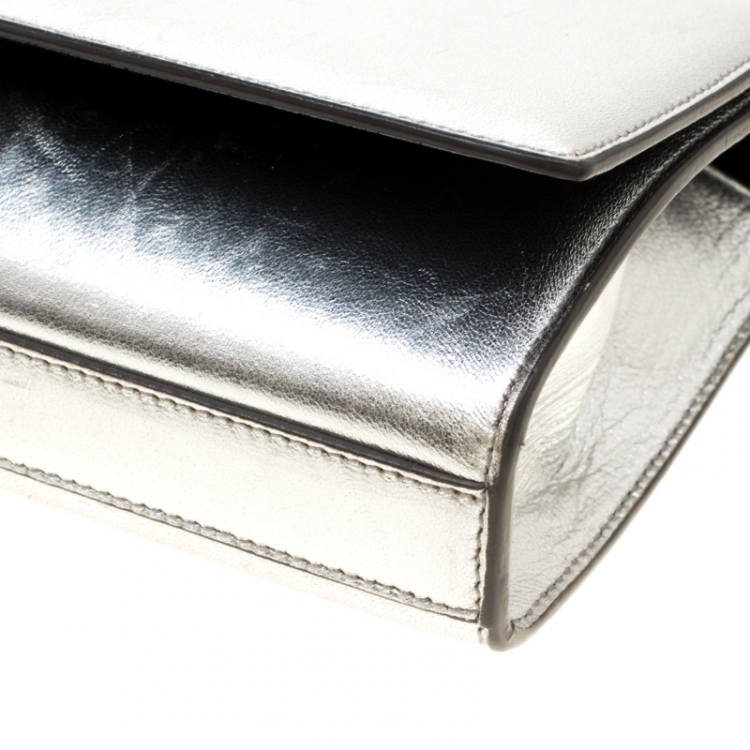 Pre Owned Saint Laurent Silver Leather Monogram Cassandre Clutch