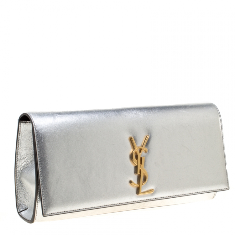 Pre Owned Saint Laurent Silver Leather Monogram Cassandre Clutch