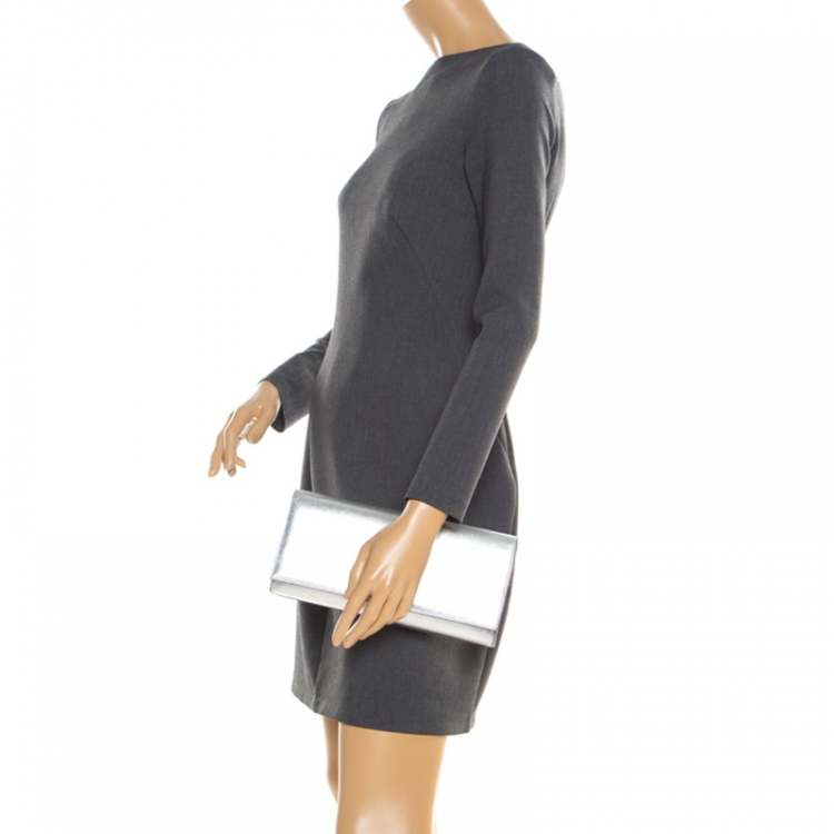 Pre Owned Saint Laurent Silver Leather Monogram Cassandre Clutch