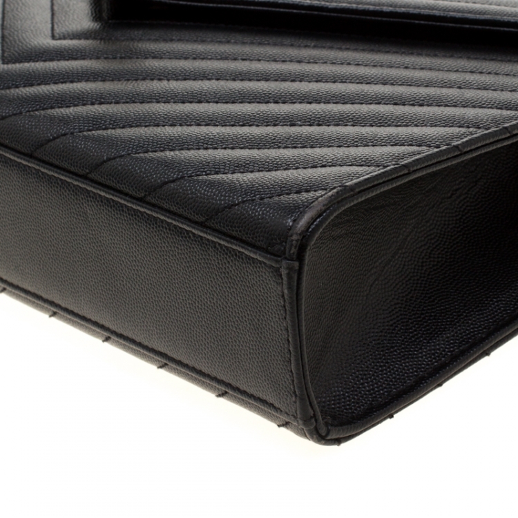 Pre Owned Saint Laurent Black Leather Monogram Envelope Shoulder Bag