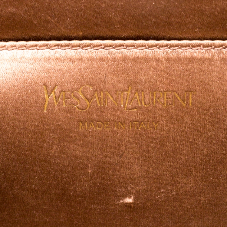 Pre Owned Saint Laurent Nude Patent Leather Belle De Jour Flap Clutch