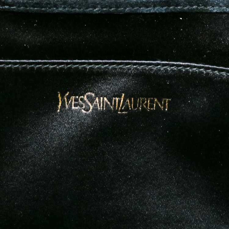 مملوكة مسبقًا Saint Laurent Black Patent Leather Belle De Jour Flap Clutch
