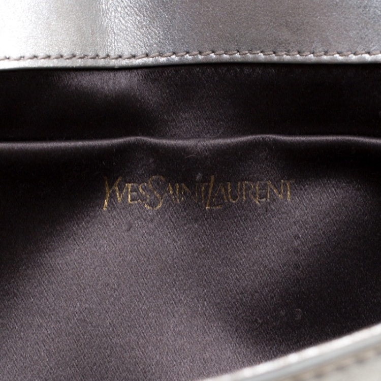 Pre Owned Saint Laurent Paris Silver Leather Belle De Jour Flap Clutch