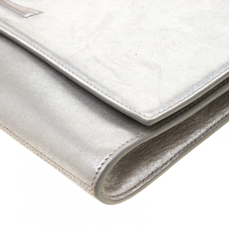 Pre Owned Saint Laurent Paris Silver Leather Belle De Jour Flap Clutch