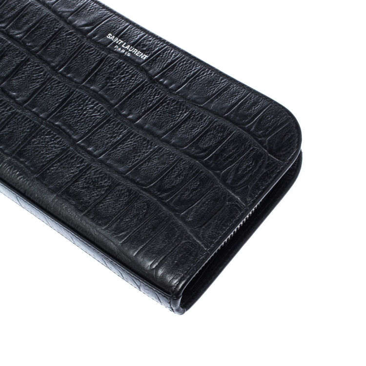 مملوكة مسبقًا Saint Laurent Black Crocodile Embossed Leather Zip Around Wallet