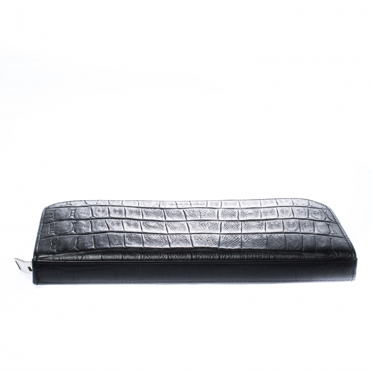مملوكة مسبقًا Saint Laurent Black Crocodile Embossed Leather Zip Around Wallet