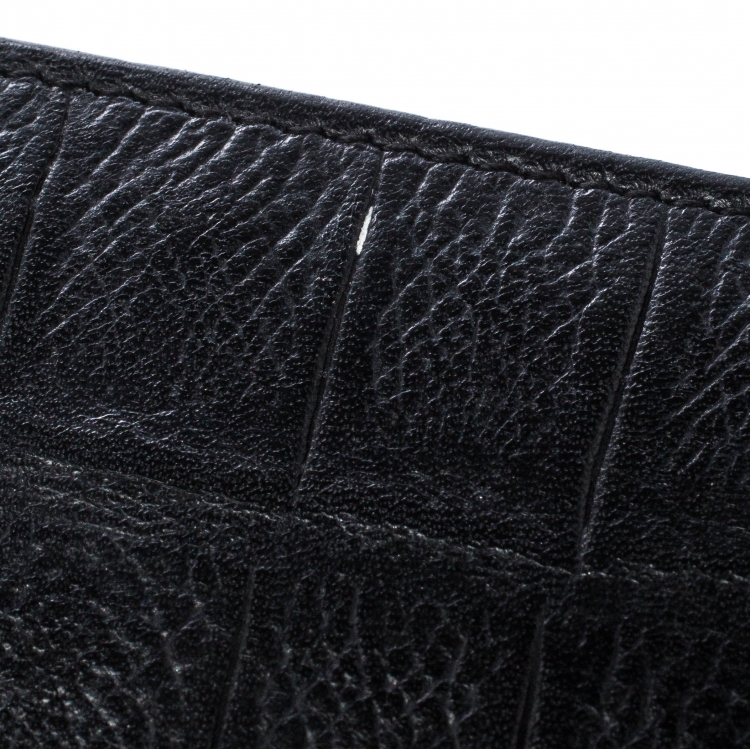مملوكة مسبقًا Saint Laurent Black Crocodile Embossed Leather Zip Around Wallet