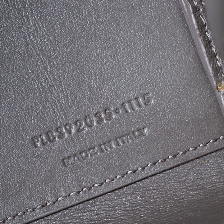 Pre Owned Saint Laurent Grey Croc Embossed Leather Nano Classic Sac De Jour Tote