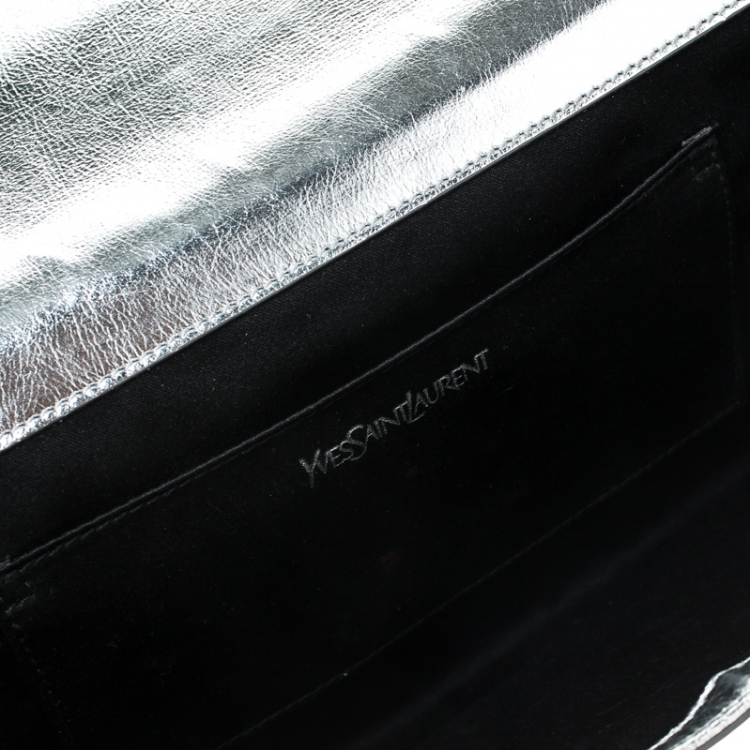 Pre Owned Saint Laurent Paris Silver Leather Belle De Jour Flap Clutch