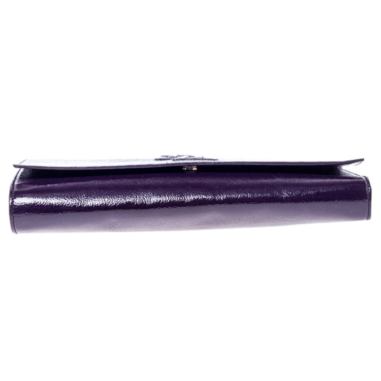 مملوكة مسبقًا Saint Laurent Paris Purple Patent Leather Belle De Jour Flap Clutch