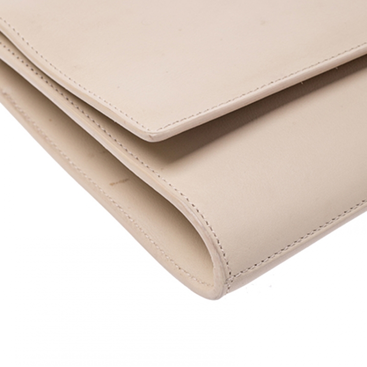 Pre Owned Saint Laurent Beige Leather Large Chyc Clutch