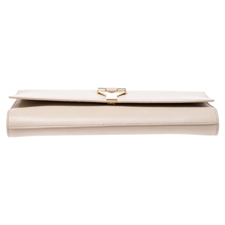 Pre Owned Saint Laurent Beige Leather Large Chyc Clutch