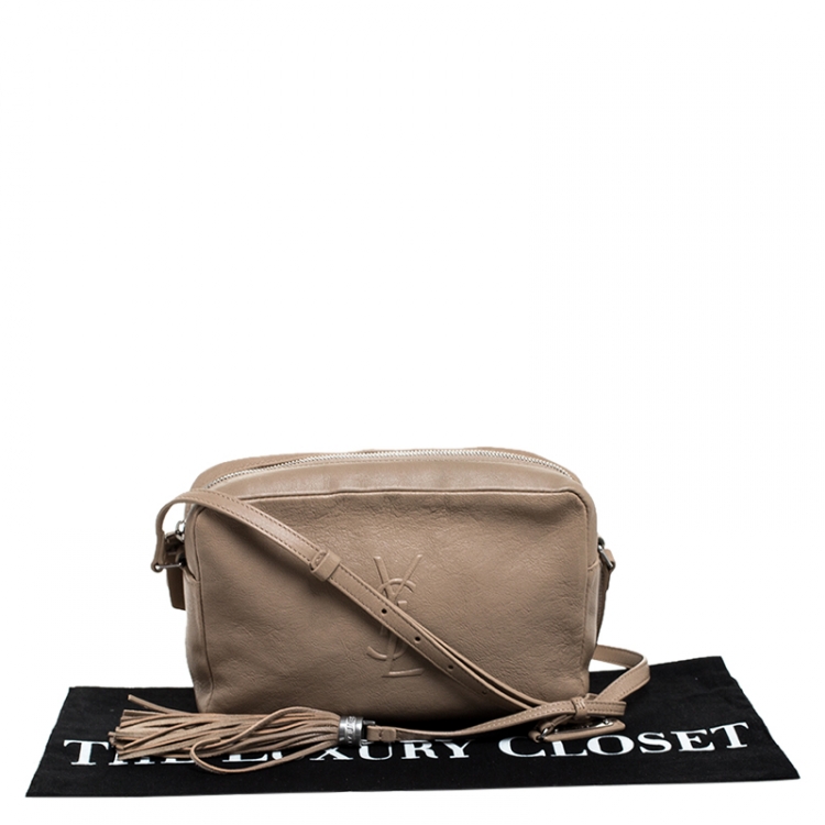 مملوكة مسبقًا Saint Laurent Paris Beige Leather Lou Camera Crossbody Bag