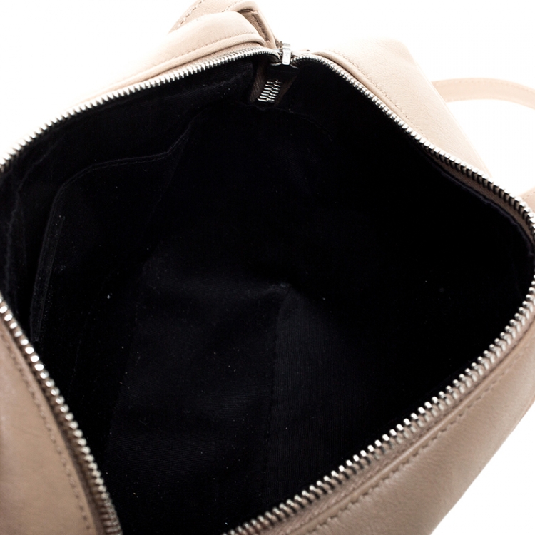 مملوكة مسبقًا Saint Laurent Paris Beige Leather Lou Camera Crossbody Bag