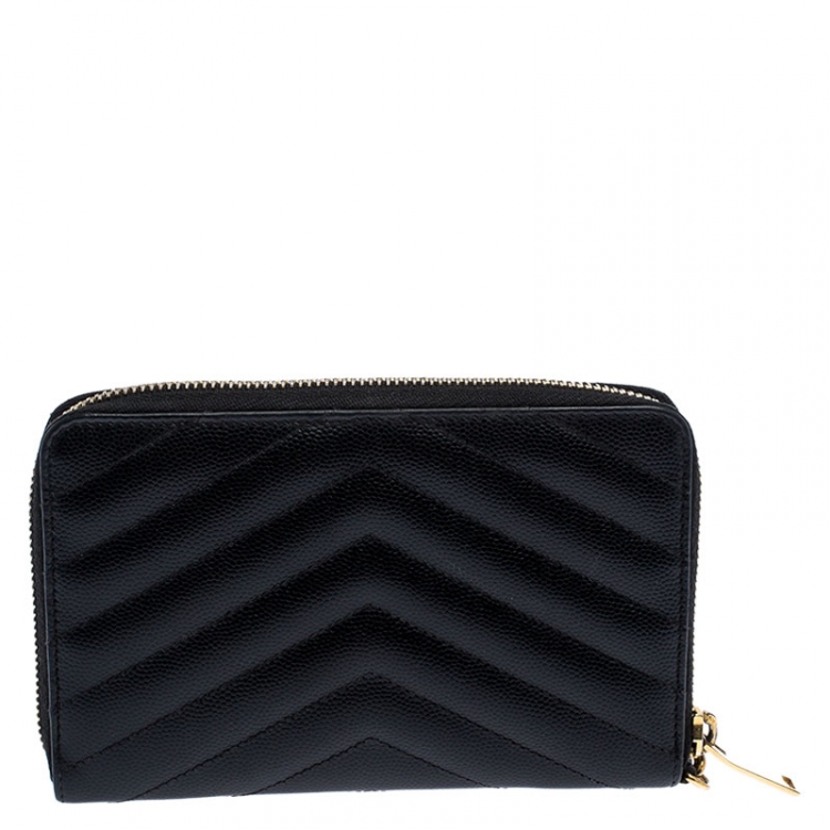 مملوكة مسبقًا Saint Laurent Paris Black Matelasse Leather Monogram Zip Around Wristlet Wallet