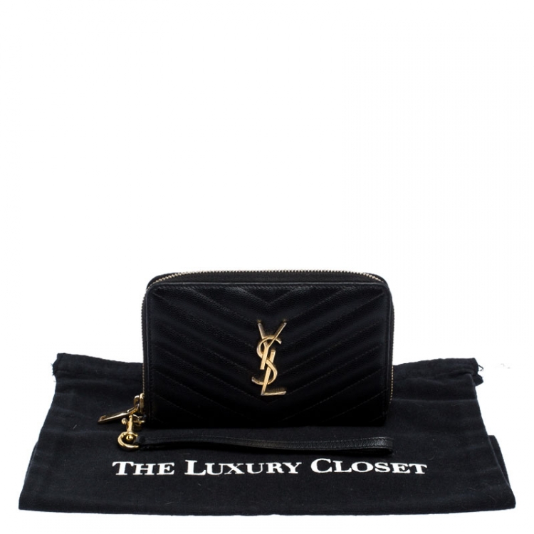 مملوكة مسبقًا Saint Laurent Paris Black Matelasse Leather Monogram Zip Around Wristlet Wallet