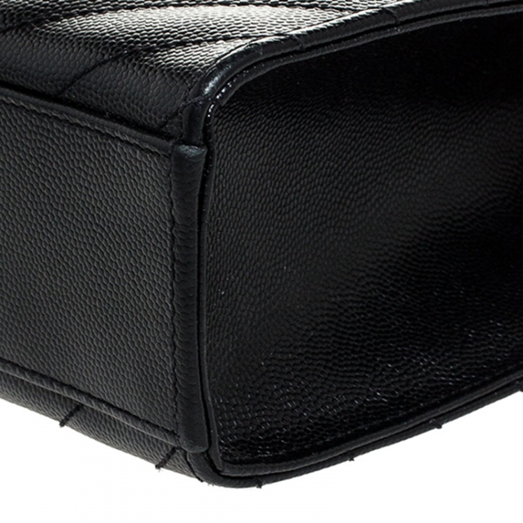 Pre Owned Saint Laurent Black Leather Monogram Envelope Shoulder Bag
