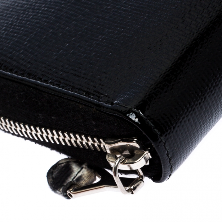 Pre Owned Saint Laurent Paris Black Patent Leather Zip Around Wallet