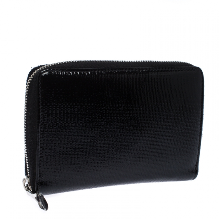Pre Owned Saint Laurent Paris Black Patent Leather Zip Around Wallet