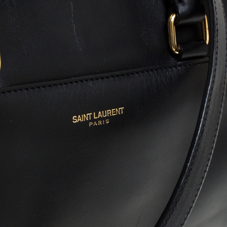 مملوكة مسبقًا Saint Laurent Black Leather Classic Baby Duffle Crossbody Bag 