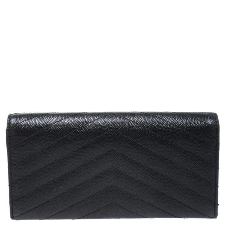 مملوكة مسبقًا Saint Laurent Black Matelassé Leather Monogram Flap Wallet