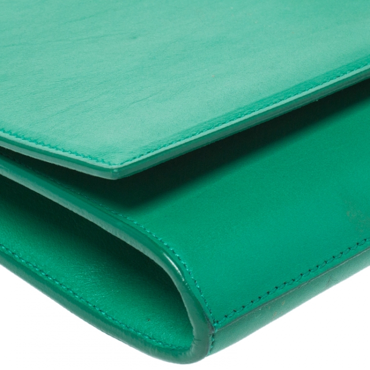 Pre Owned Saint Laurent Green Leather Ligne Y Clutch  