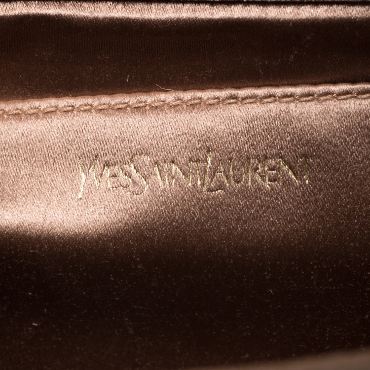 Pre Owned Saint Laurent Nude Patent Leather Belle De Jour Flap Clutch