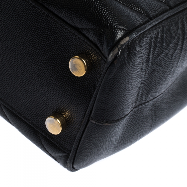 Pre Owned Saint Laurent Black Matelasse Leather Cassandre Shopper Tote