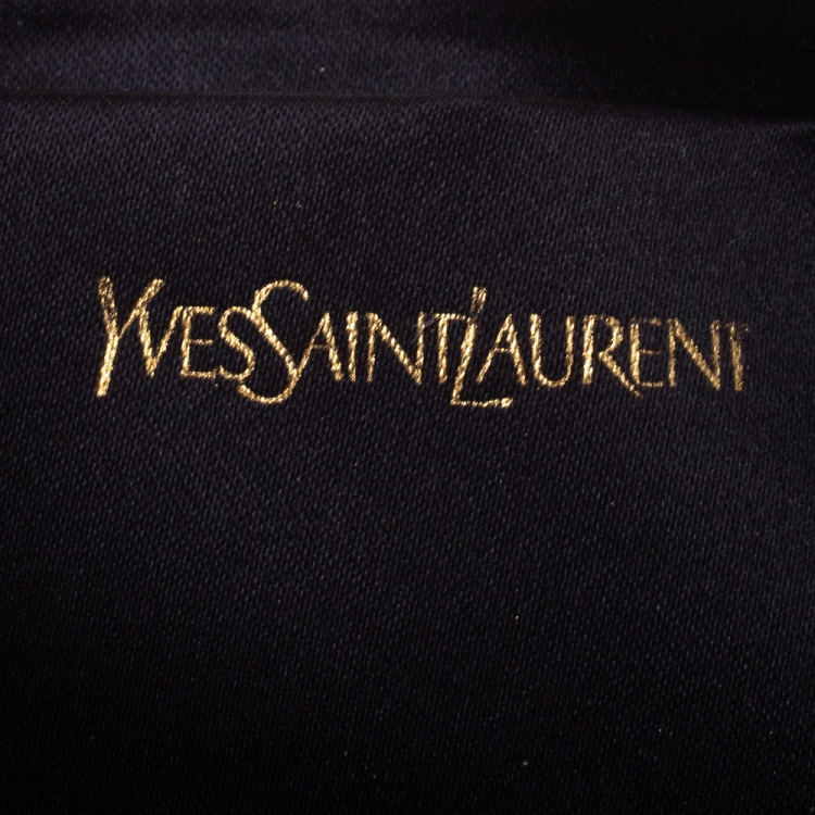 Pre Owned Saint Laurent Gold Leather Belle De Jour Flap Clutch