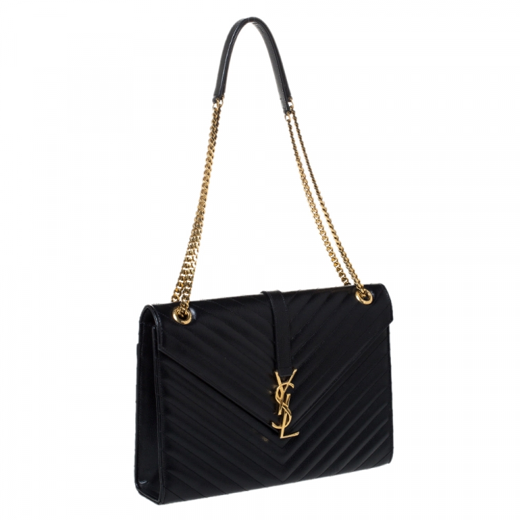 مملوكة مسبقًا Saint Laurent Black Chevron Quilted Leather Monogram Envelope Shoulder Bag