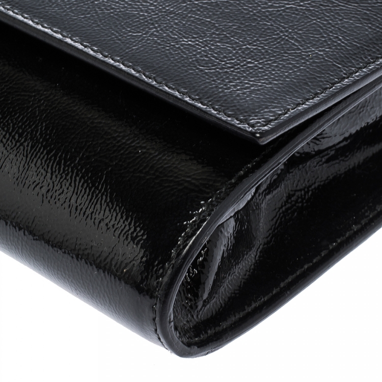 Pre Owned Saint Laurent Black Patent Leather Belle De Jour Clutch