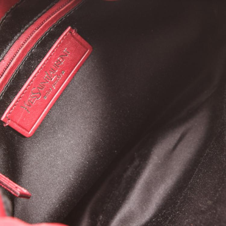 مملوكة مسبقًا Yves Saint Laurent Red Leather Zipper Shoulder Bag 