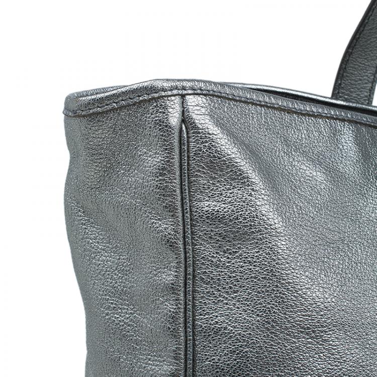 Pre Owned Saint Laurent Paris Metallic Silver Leather Y-Mail Shopper Tote 
