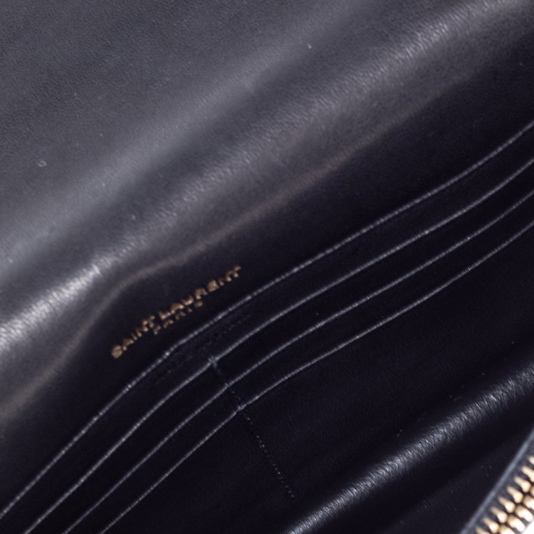 مملوكة مسبقًا Saint Laurent Black Leather Small Kate Heart Chain Bag