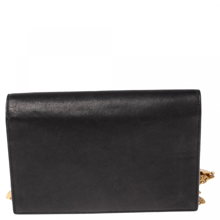 مملوكة مسبقًا Saint Laurent Black Leather Small Kate Heart Chain Bag