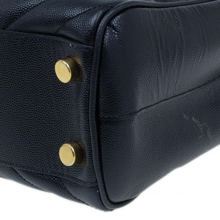 Pre Owned Saint Laurent Paris Black Matelasse Leather Cassandre Shopper Tote